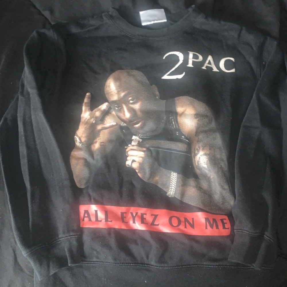 Forever21 Tupac sweatshirt